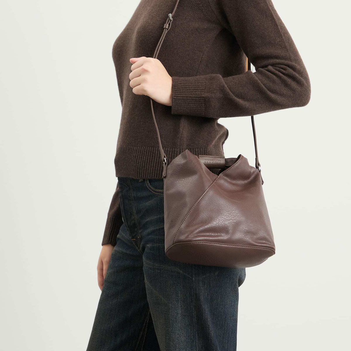 MM6 Maison Margiela Women's Japanese Crossbody Bag in Cocoa Brown 