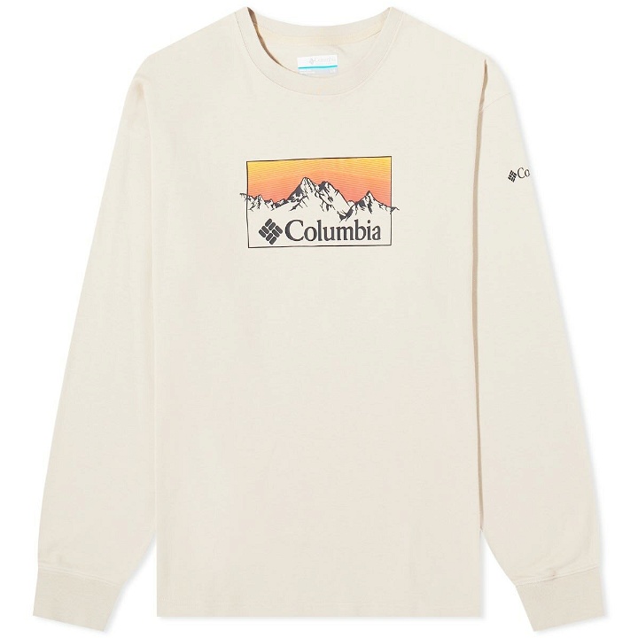 Photo: Columbia Men's Duxbery™ Long Sleeve Linear Range T-Shirt in Ancient Fossil