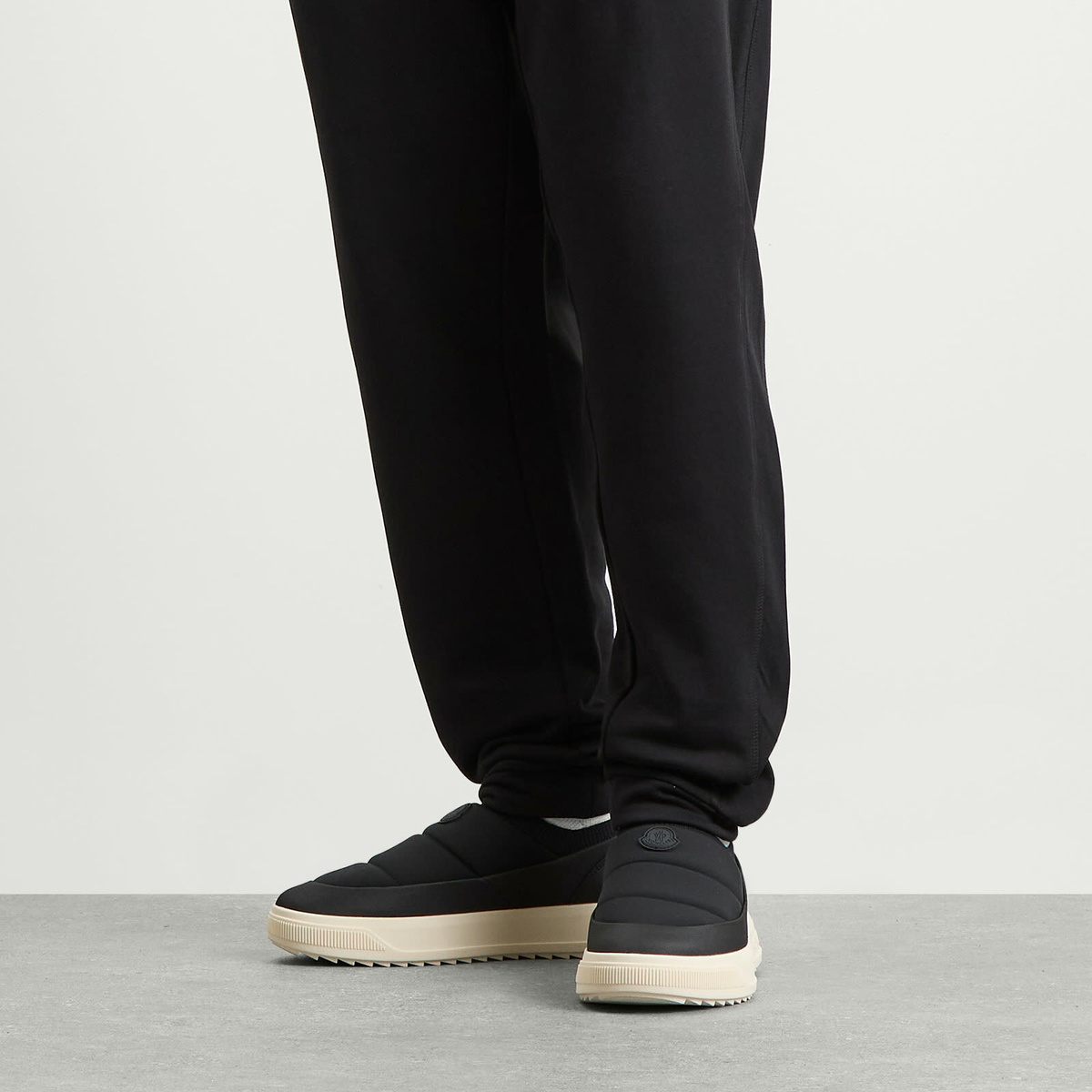 Moncler Men's Monpulse Slipon Low Top Sneakers in Black