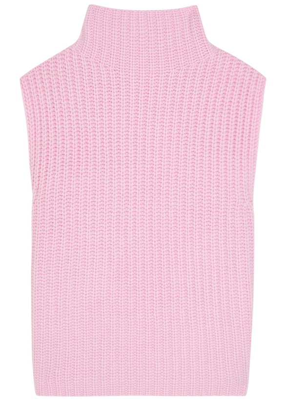Photo: Lisa Yang Joceyline High-neck Cashmere Vest Light Pink