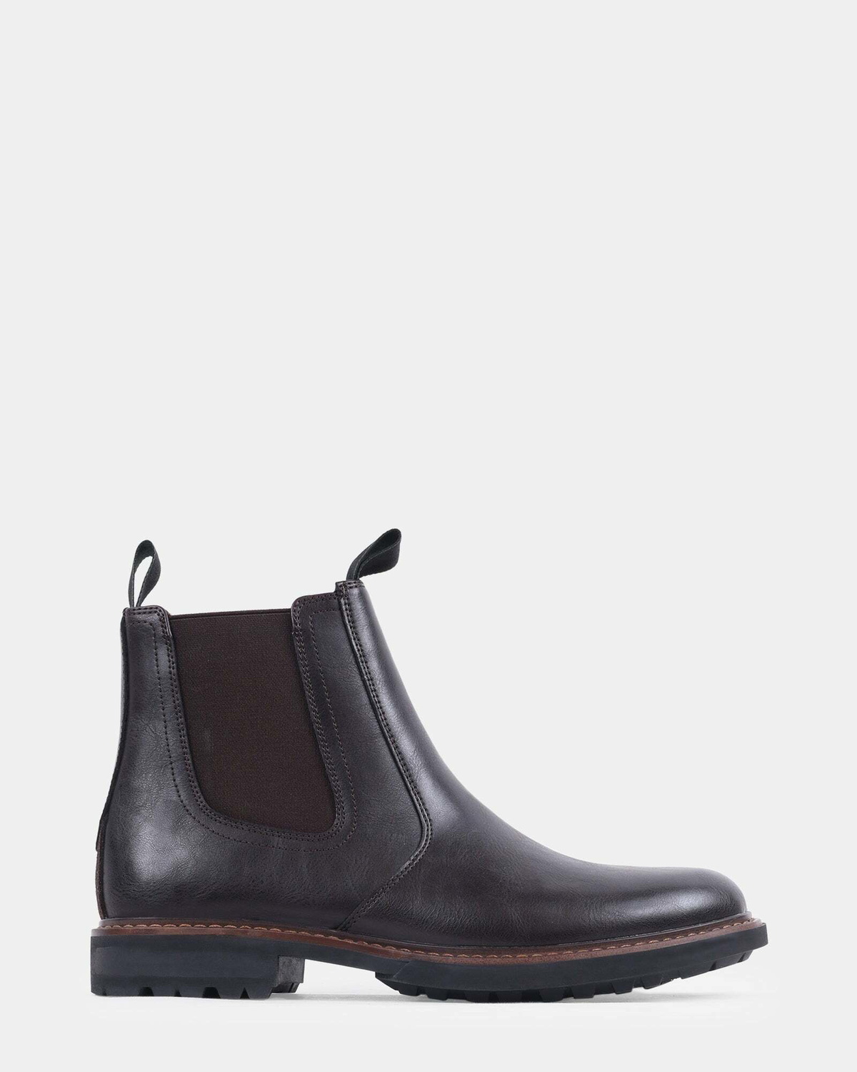 Steve Madden Ferriss Boots in Brown