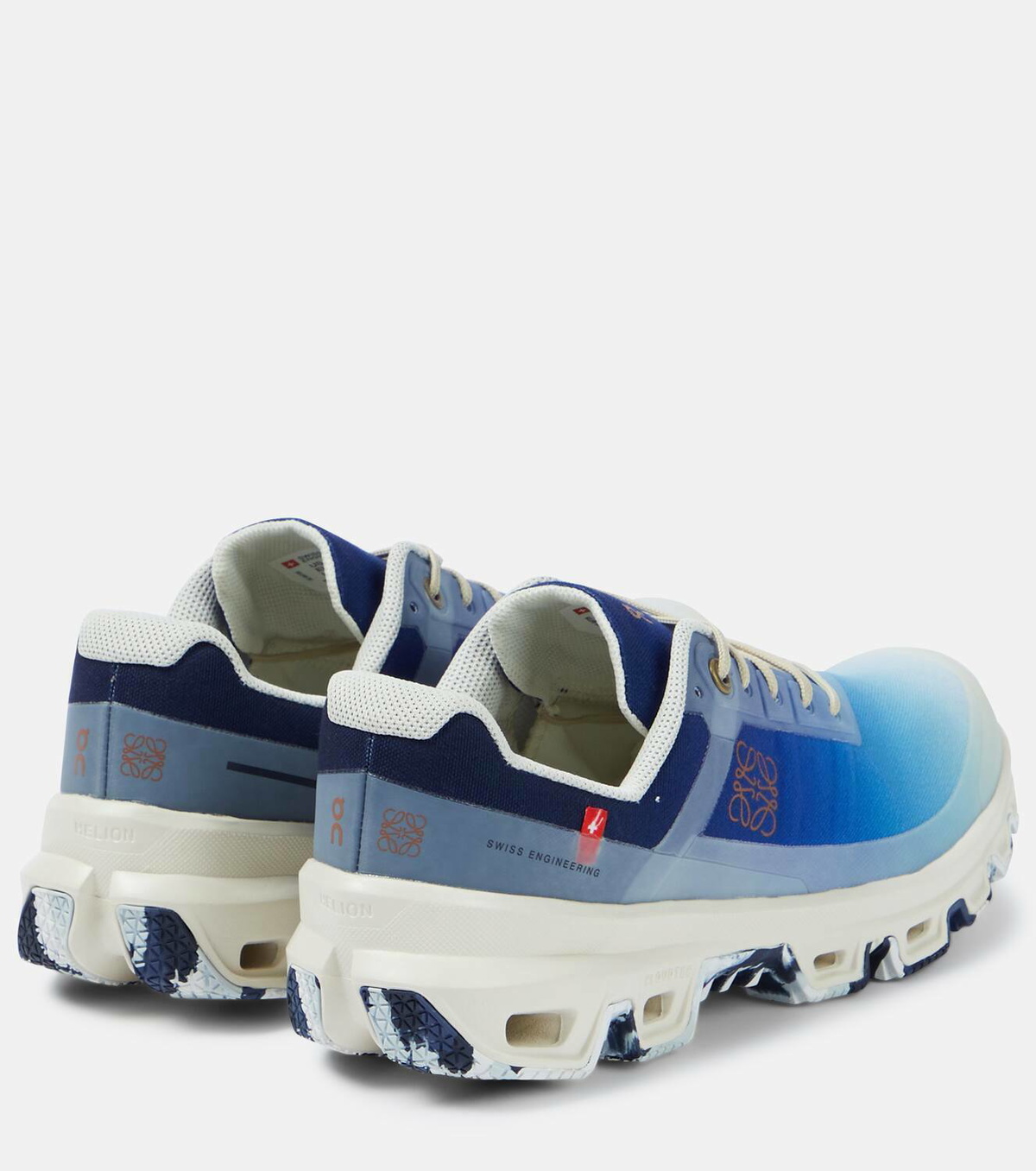 ロエベ　On CLOUDVENTURE　スニーカー 0400018572044_PALEGREEN?wid=