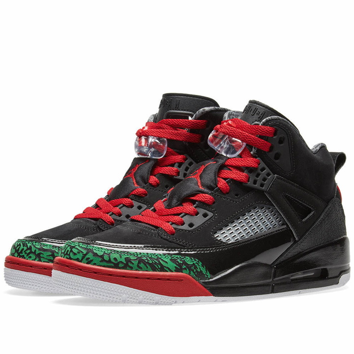 Photo: Jordan Spizike Black