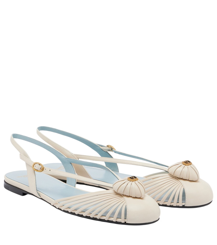 Photo: Valentino Garavani Cœur Royal leather slingback flats