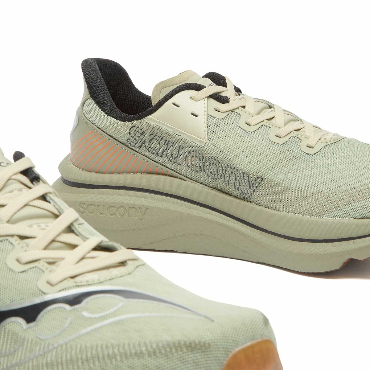 Saucony Men's Endorphin Azura Sneaker in Sage/Laurel
