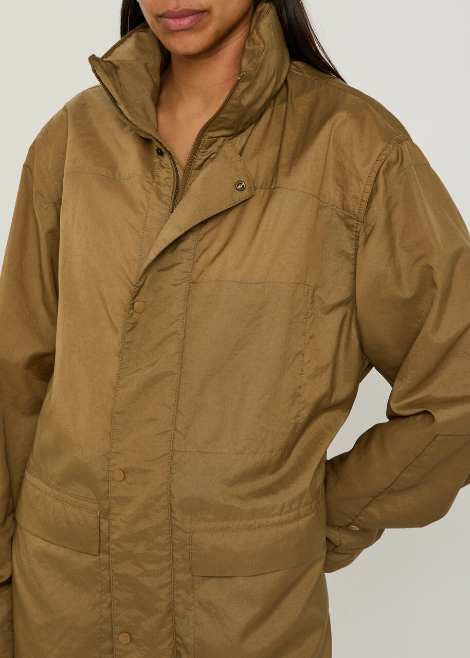Lemaire Hooded Water-repellent Nylon Raincoat Camel