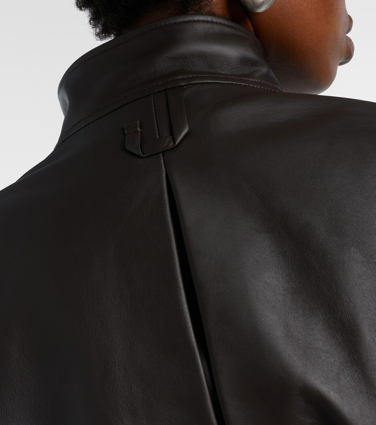 Jacquemus Ciro belted leather jacket