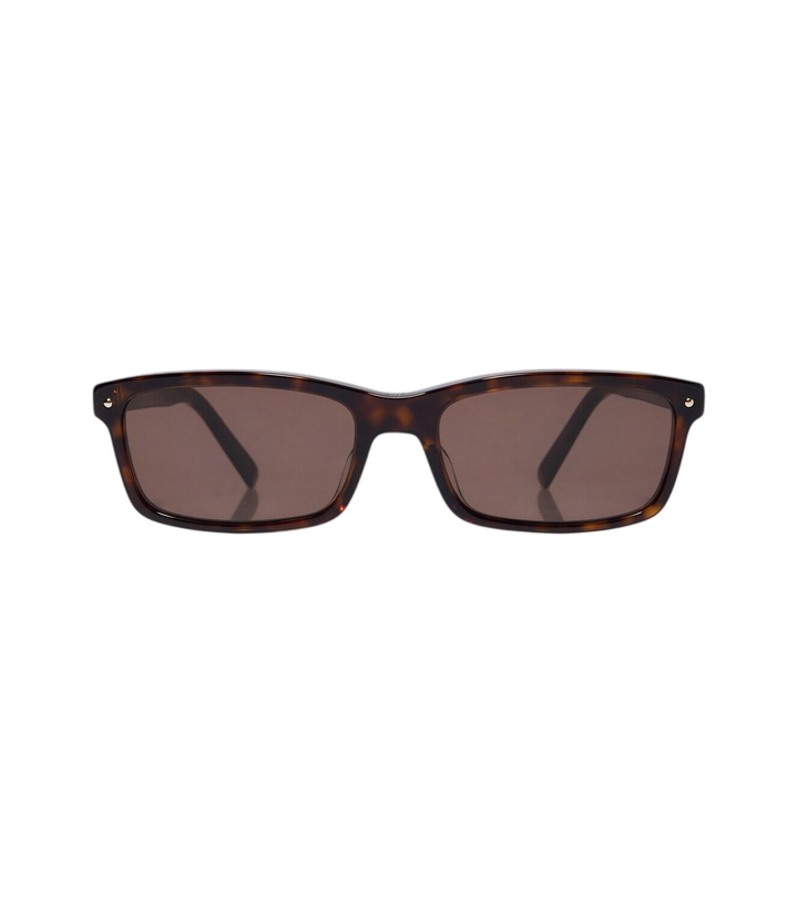 Photo: Dior Eyewear Petit CD square sunglasses