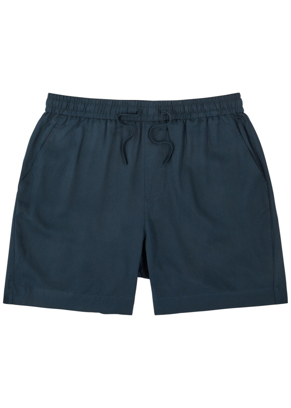 Photo: Che Twill Shorts Navy